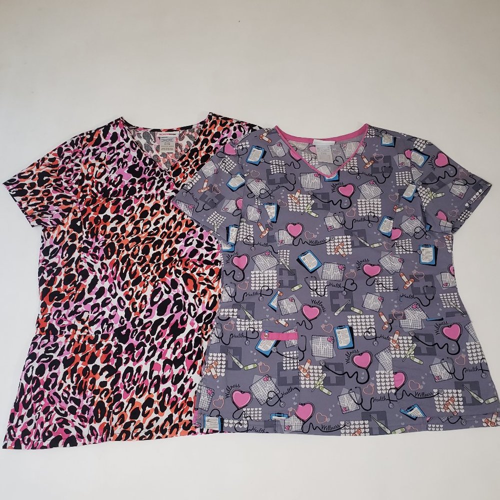 Scrubstar Animal Print Wellness Health Printed Scrub Top Bundle (2) Small